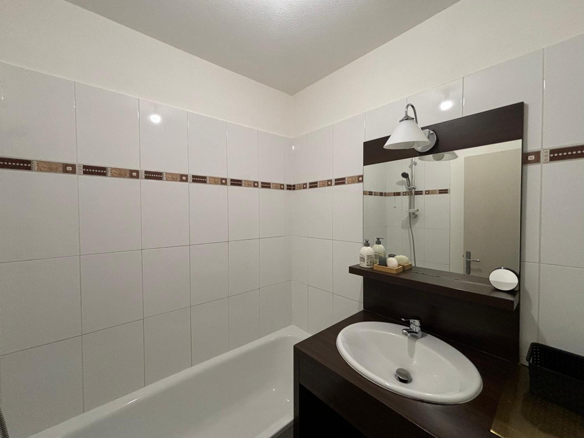 Proche Disneyland Paris - Appartement Avec Balcon Sans Vis A Vis - Parking Prive Residence Calme Montevrain Ngoại thất bức ảnh
